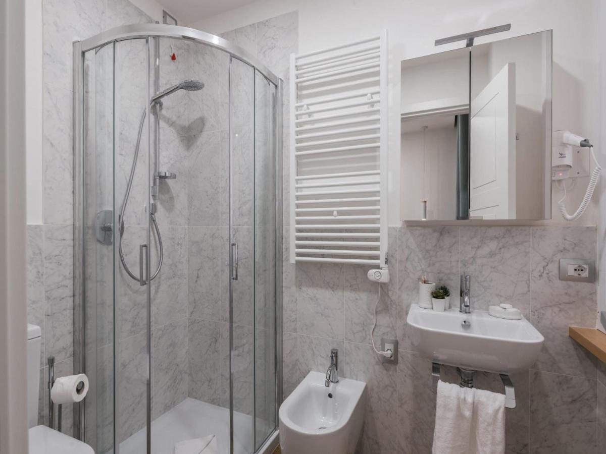 The Best Rent - Modern Three-Bedroom Apartment A Few Steps From The Colosseum Exterior foto